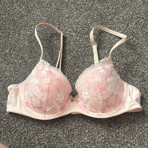 Victoria's Secret Soft Pink Floral Lace Bra